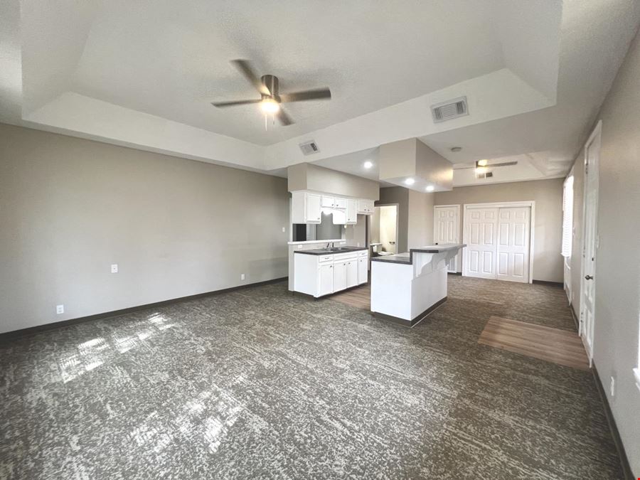 Splendora, TX - Old HWY 59 N - Office Space for Lease