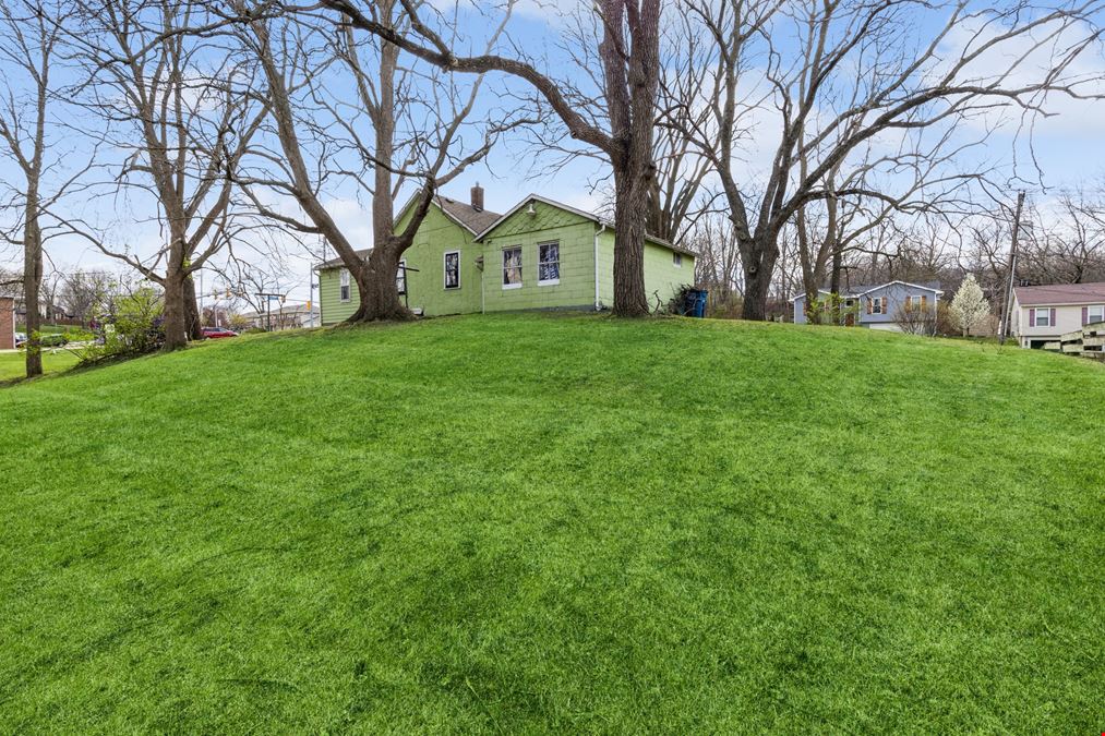4150 E. University Avenue