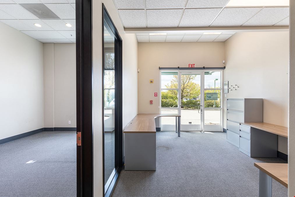 First Class Warehouse & Office Near Highway 101