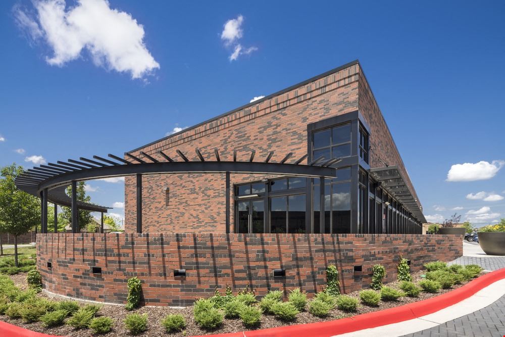 Greenways Village Shopping Center on Hillside