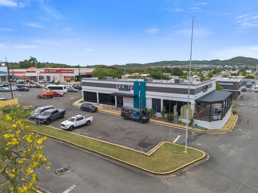 Eastern Plaza Ave. Valero