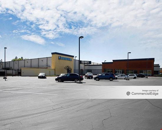 Preview of Retail space for Rent at 5400 Date Avenue