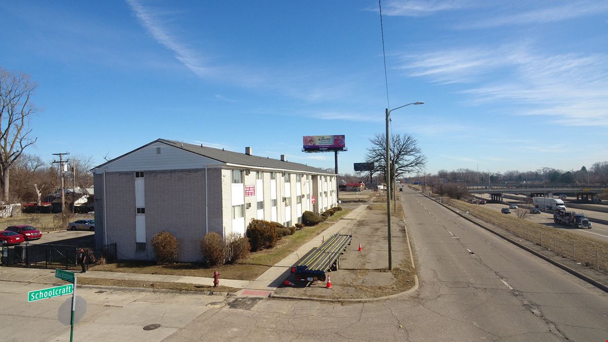 Blackstone Apartments