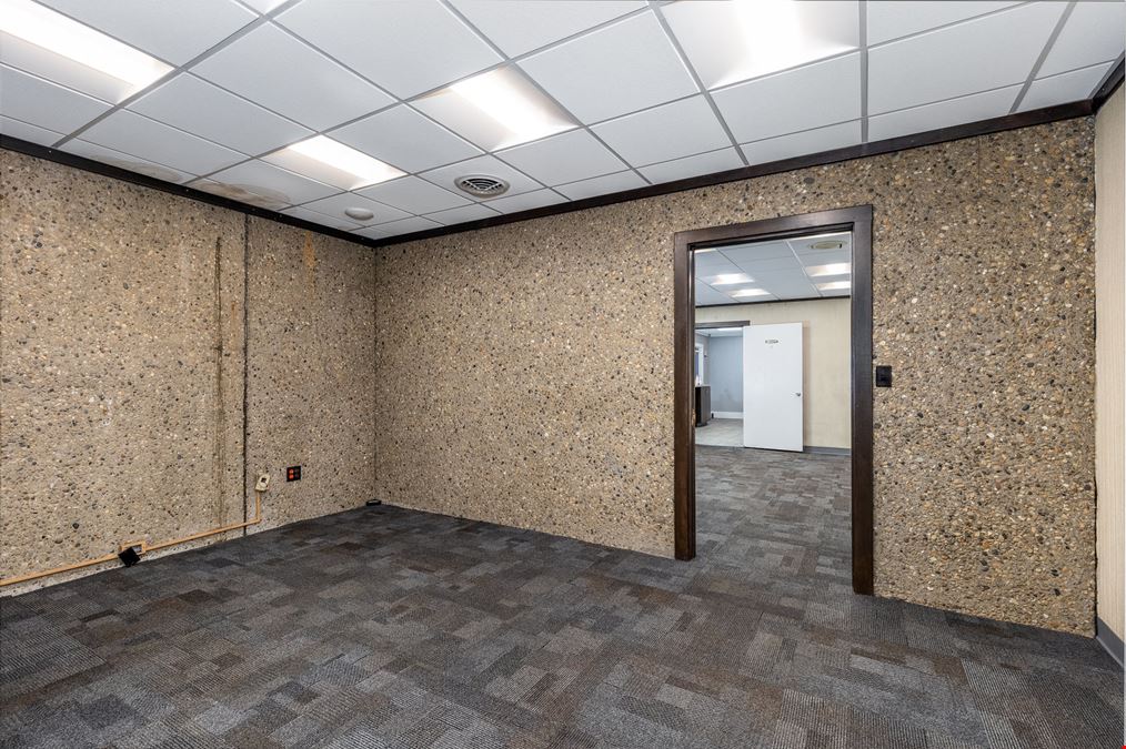 3705 Frontage Rd