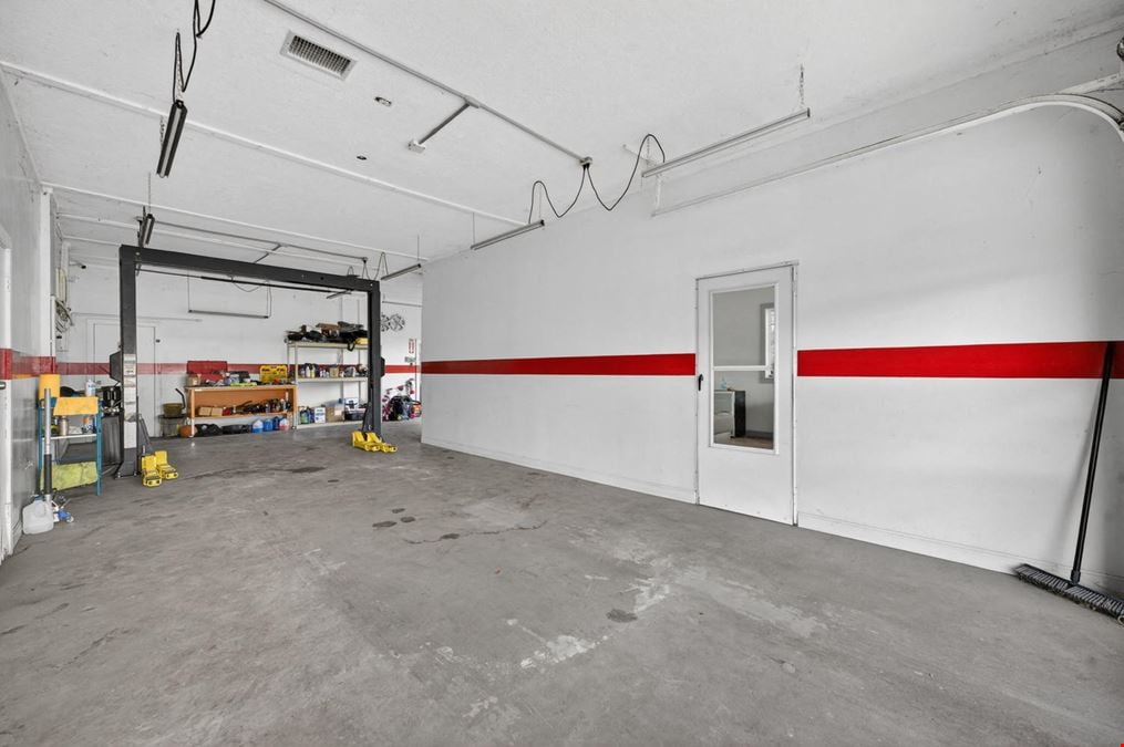 Auto Repair and Retail For Sale or Lease