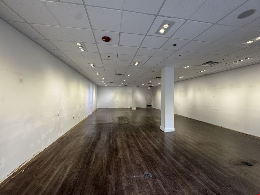 Retail Space For Lease Along Sheridan Road At Base Of The Morgan At Loyola Station