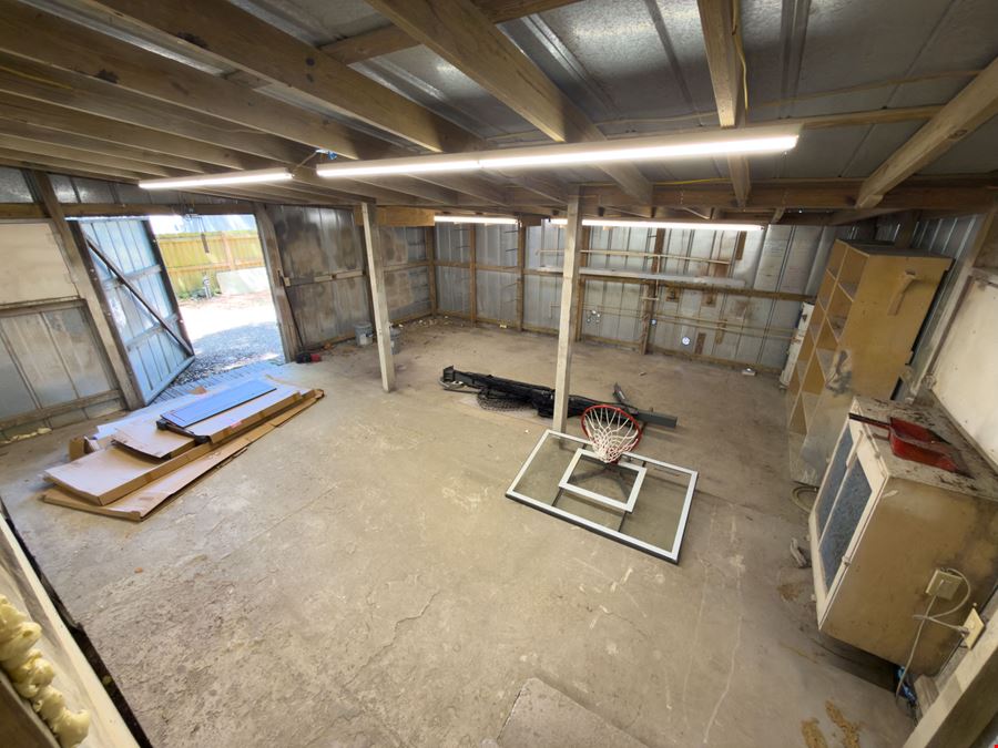 HC/LI Zoned Warehouse Near Downtown Pensacola