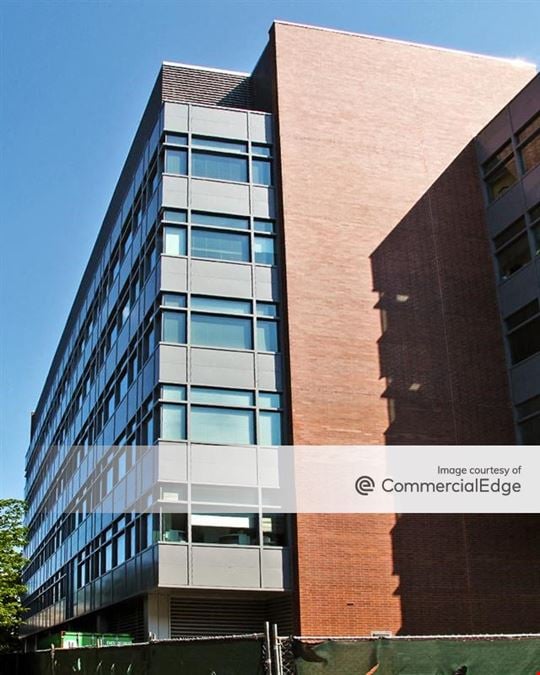 Kendall Center - 105 Broadway
