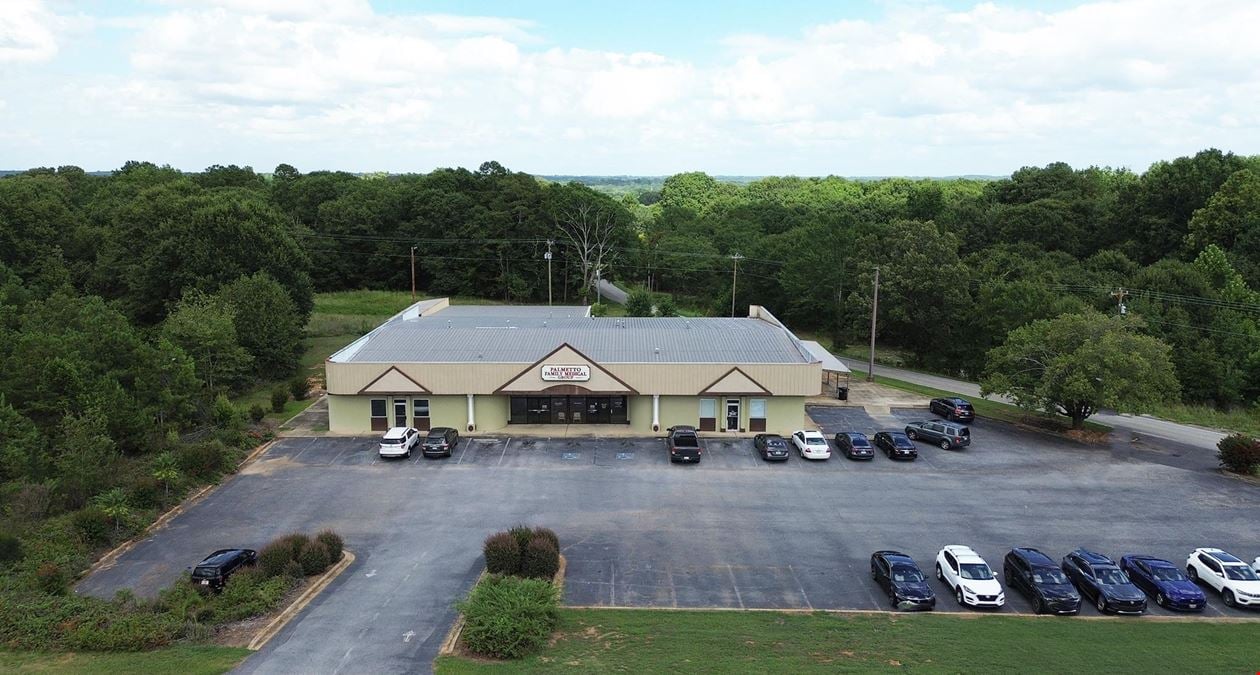900 Greenville Dr.