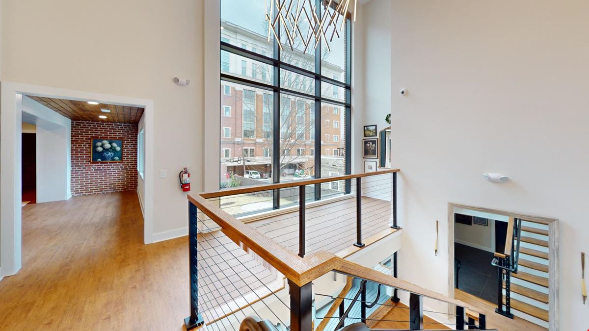 220 W Gay St