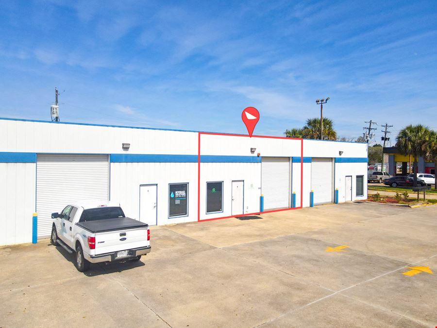 Office / Warehouse Suite Near I-12