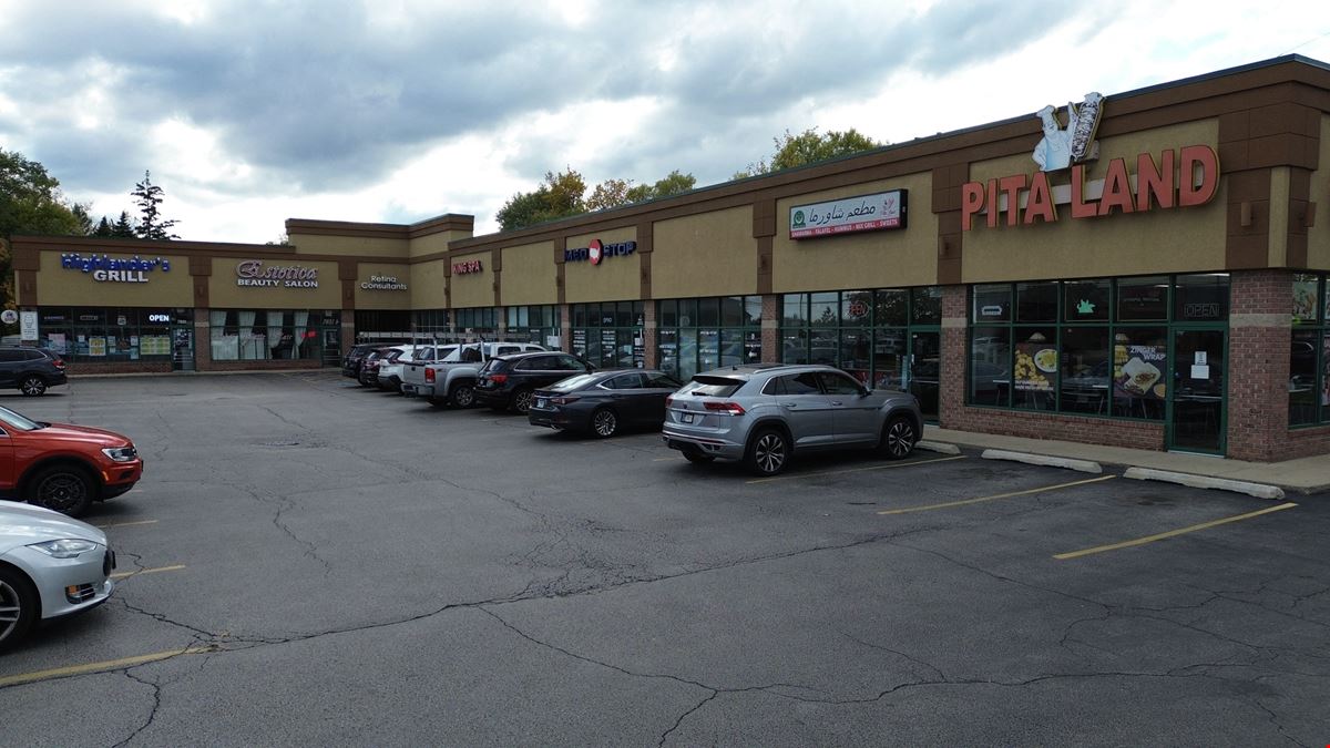 Shoppes at  Hickory Hills Center