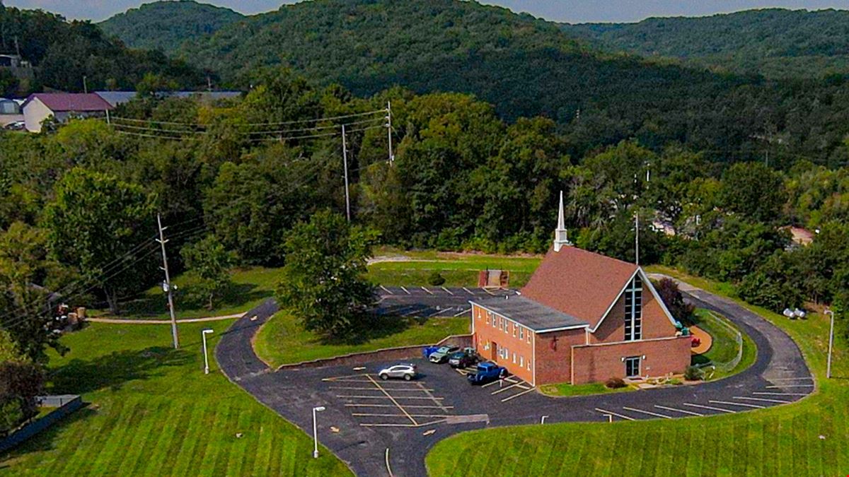 Charming ±8,512 SF Church Property on ±5 AC