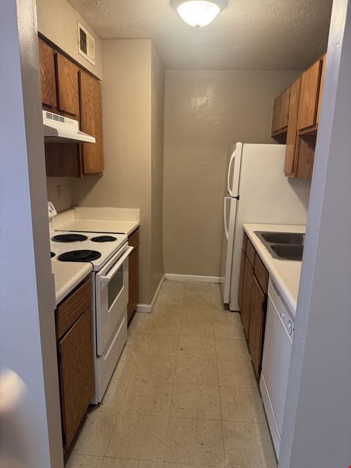 Brookview Apartments