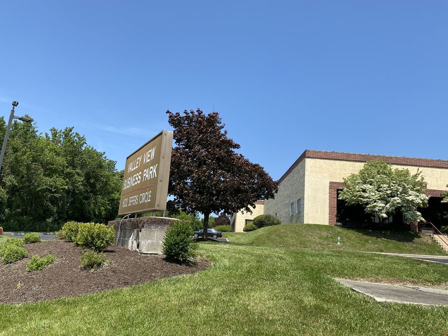 Two Contiguous (Divisible) Suites Available