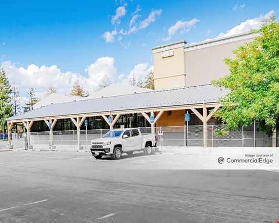 Preview of Retail space for Rent at 2230 Cleveland Avenue