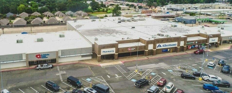 Preview of Retail space for Rent at 4040-4082 Ryan Street