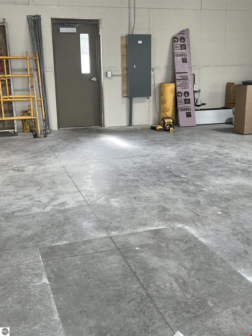 903 N Mitchell Street, STE B, Cadillac, MI, 49601