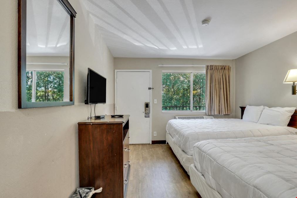 Fairbridge Inn Express 
