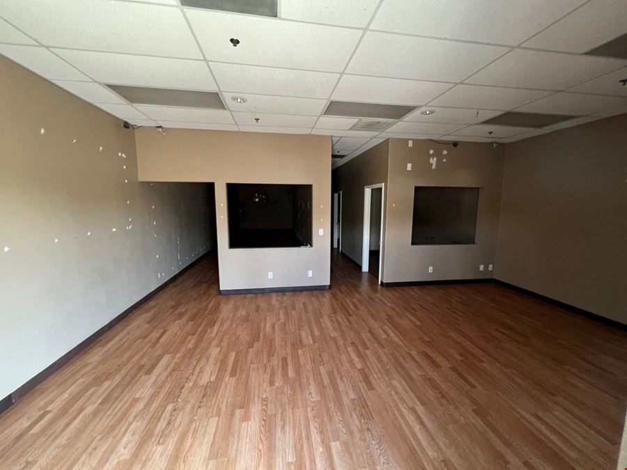 Prime Office/Retail Spaces Available Off Blackstone Ave