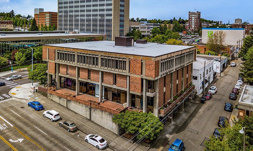 955 Tacoma Avenue South
