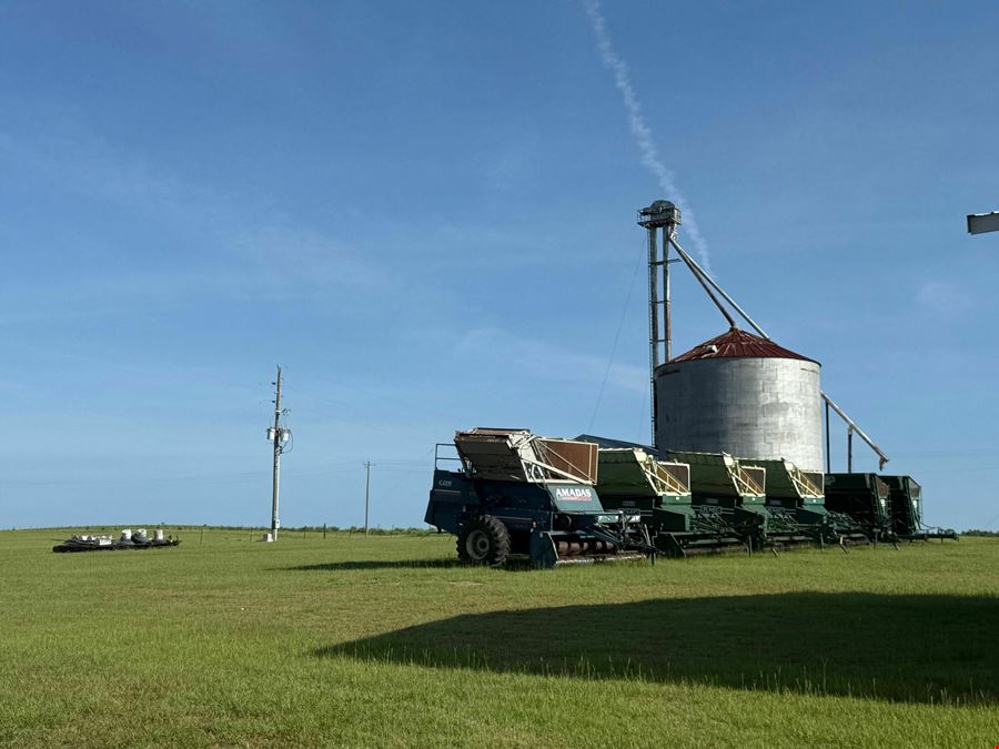 688± Acre Turn Key Farm Operation in Marion County