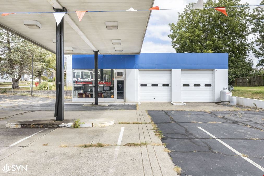 Retail Property For Sale or For Lease