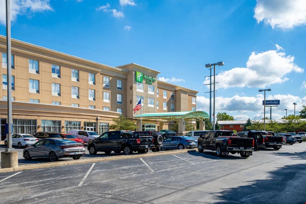 REO Sale: Holiday Inn & Suites | I-75 Highway Visibility