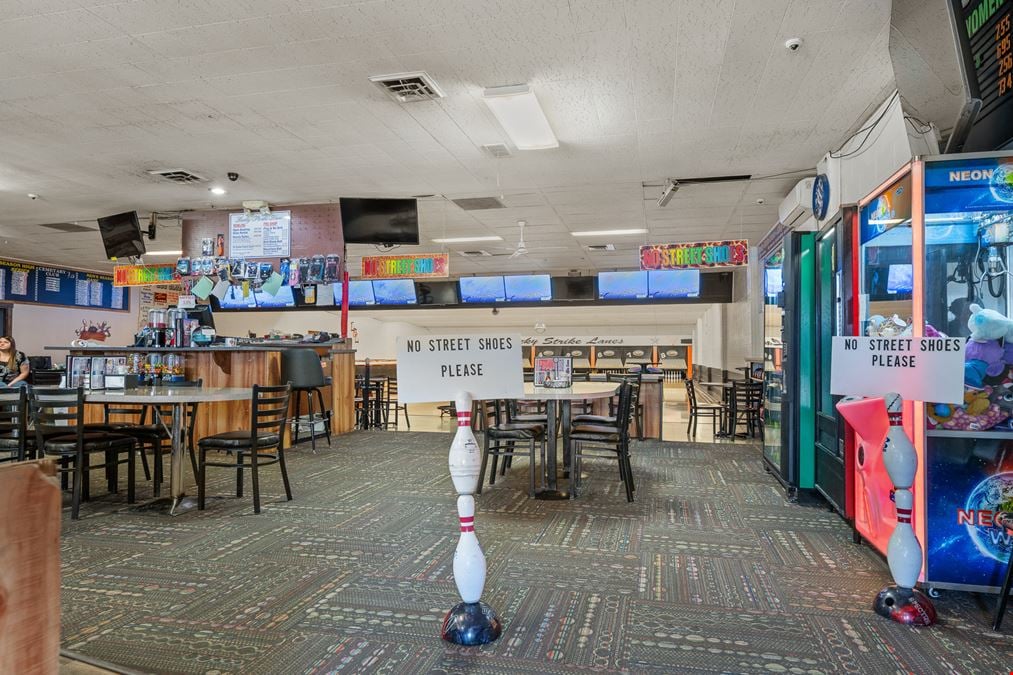 Lucky Strike Lanes