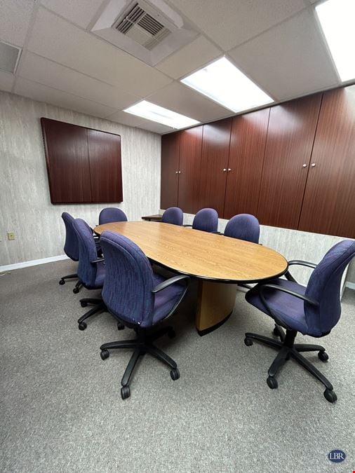 700 South John Rodes Boulevard, Unit A1 & 2