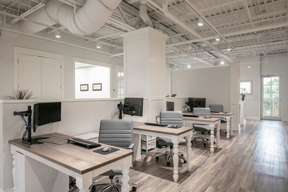 Bay Street Towncenter - Premier Office Space