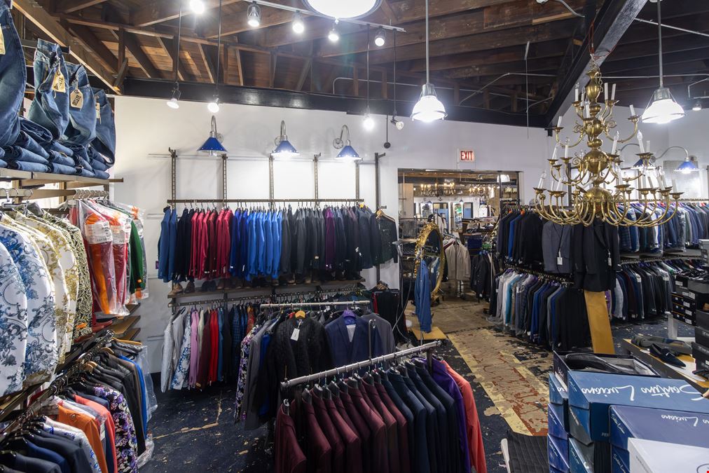 2950 W. Fullerton Ave | For Lease
