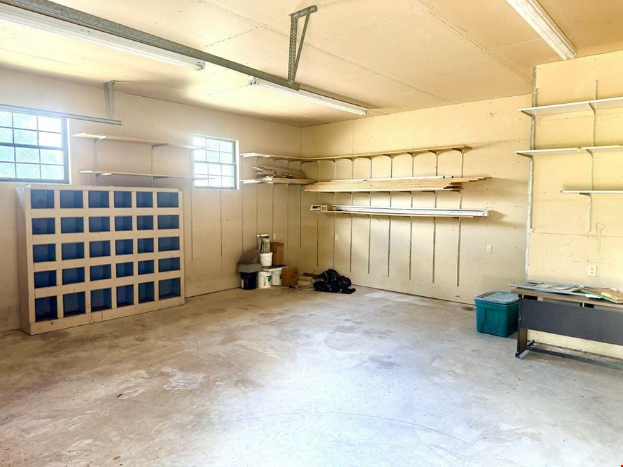 806 Progress Dr.