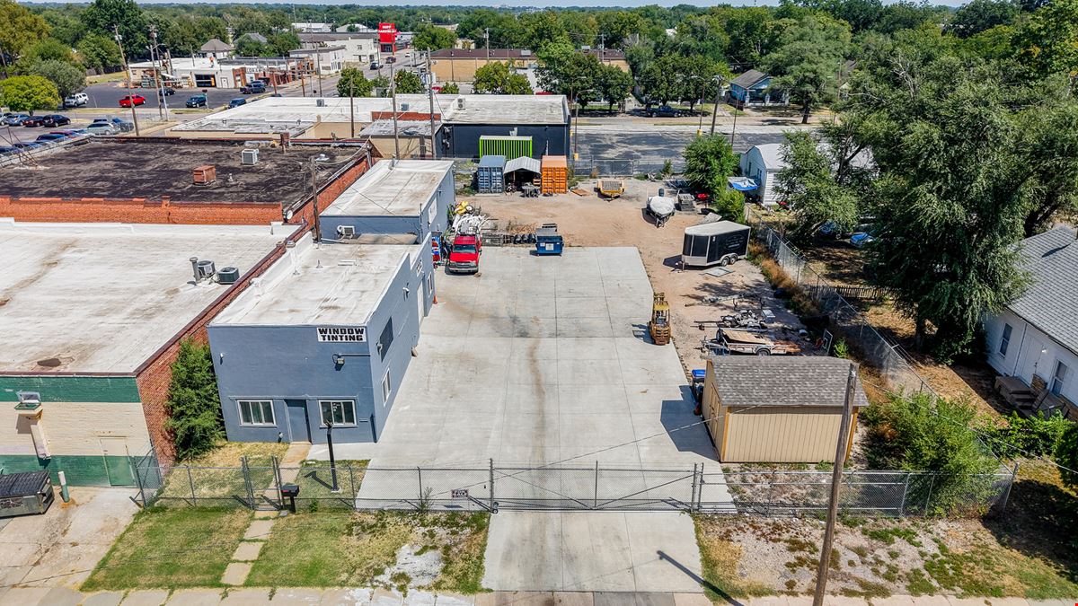 SHOP/WAREHOUSE WITH FENCED YARD