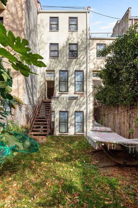 140 W 132nd St