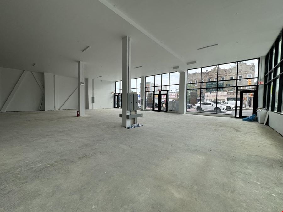 Newly Built 6000 SF CORNER RETAIL SPACE