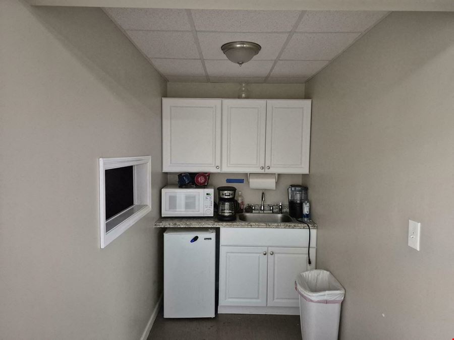 2339 Union Rd - 900 +/- SF & 1,400+/- SF Retail/Office Space