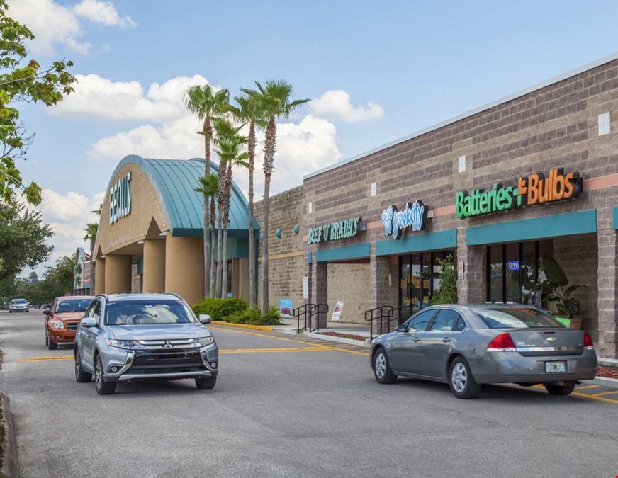 Mariner Square Shopping Center (Spring Hill, FL)