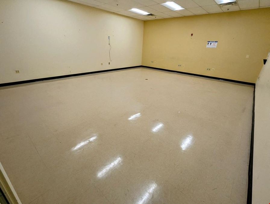 Randallstown Plaza - 3637-3695 Offutt Rd