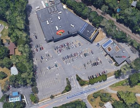 Preview of Retail space for Rent at 5 Maple Road