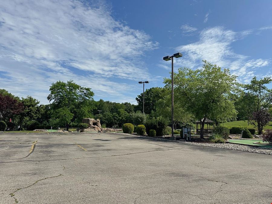 RETAIL LAND SITE ON I-69