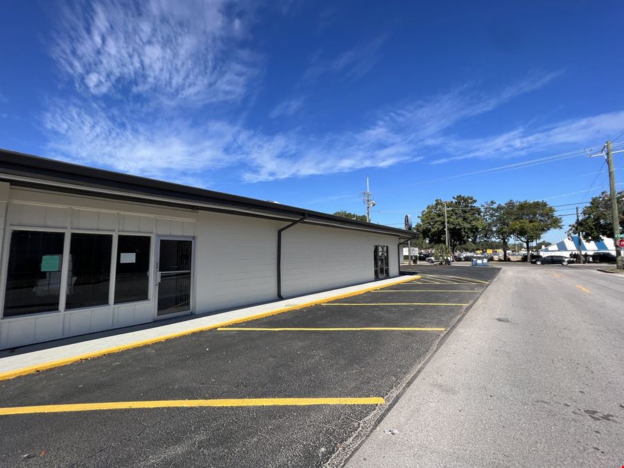 Fully Leased Home Depot Adjacent Retail Strip Center