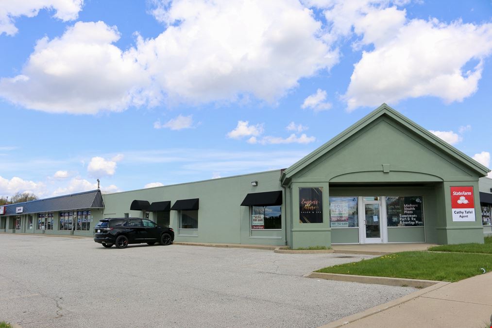 GREAT CORNER! OFFICE, RETAIL 2,729 SF. TRADEMARK 989-792-6400