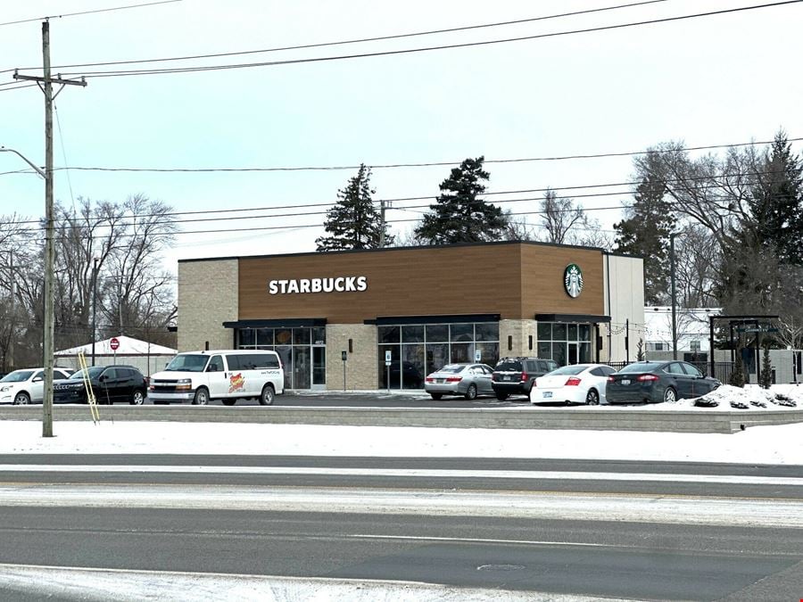 Single Tenant Starbucks & "Class A" 4 Tenant Retail Center