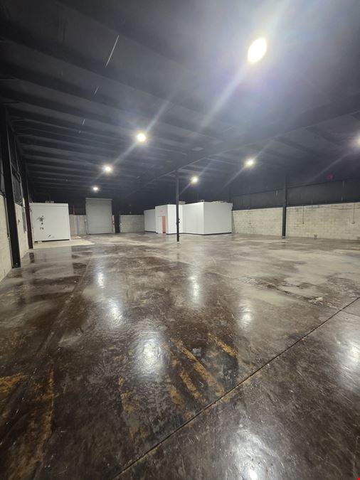 FOR LEASE – 6,000± SF Warehouse/Office