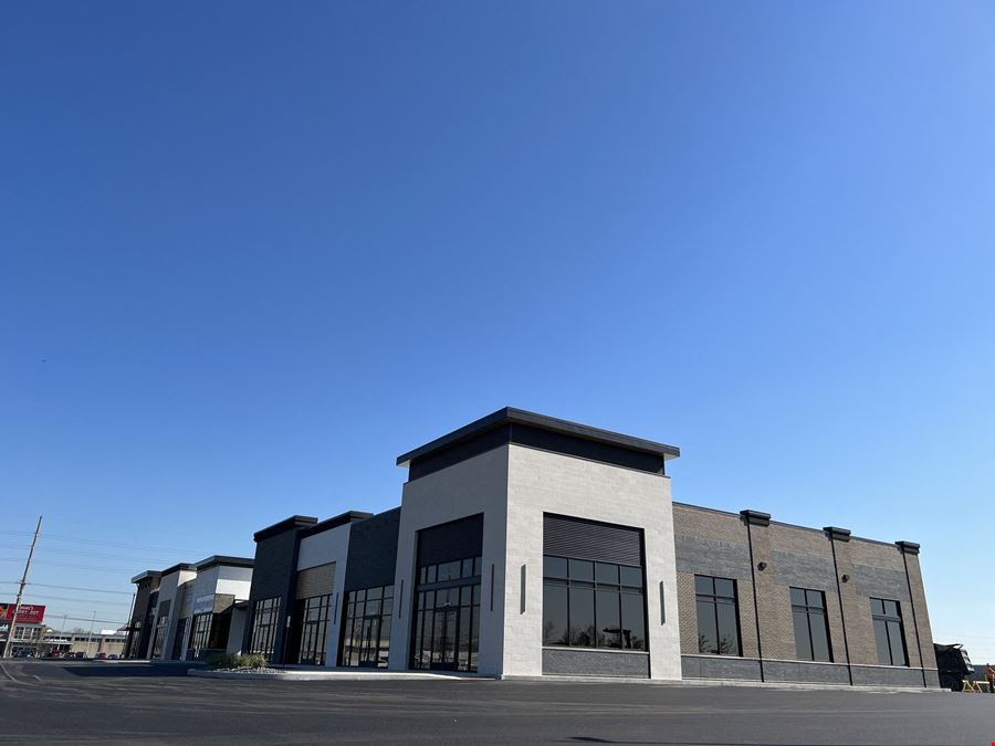 Louis Pointe Shopping Center