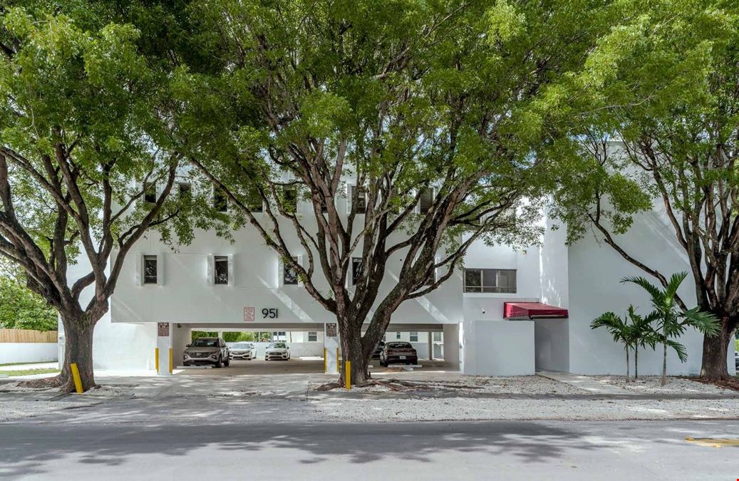 951 S Le Jeune Road
