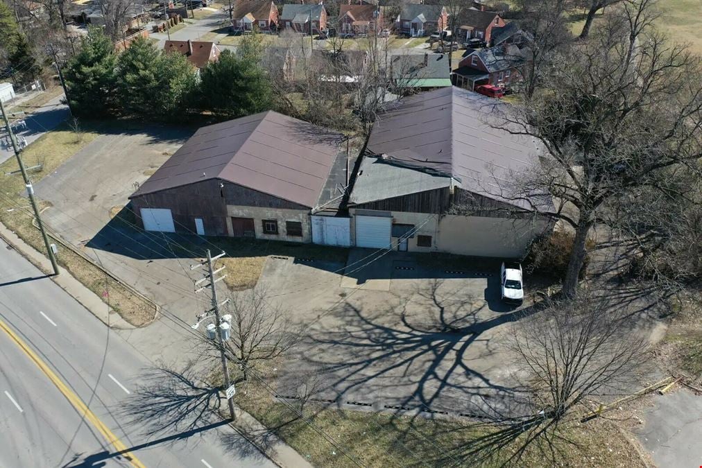Freestanding or Multi-Tenant Warehouse