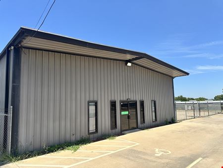 Preview of commercial space at 5009 Mosson Road