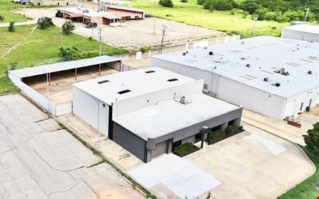 Preview of Industrial space for Rent at 7925 N Wilshire Ct